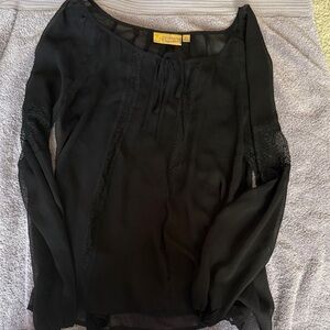 Princess Vera Wang Black Blouse with Lace Accents